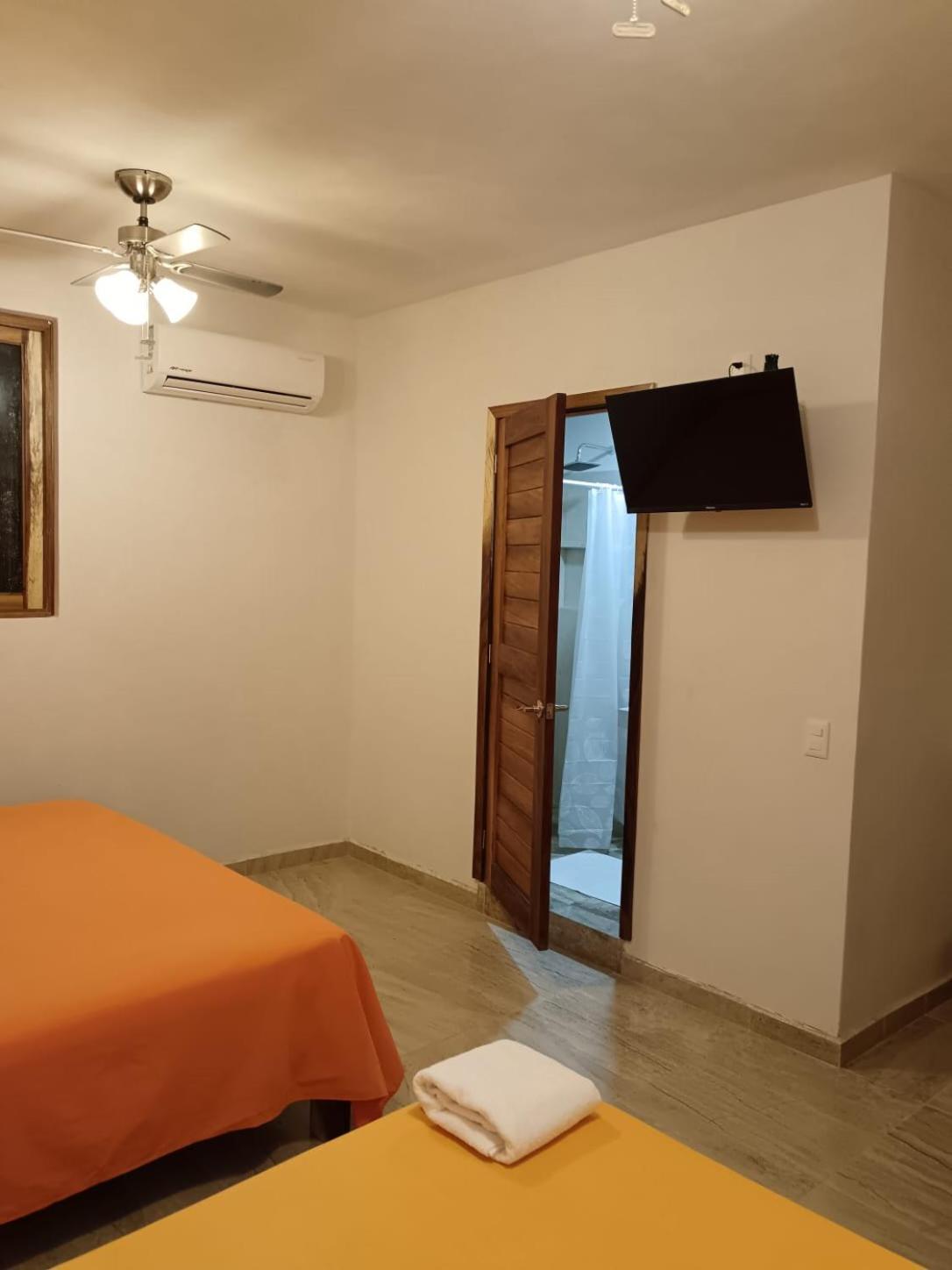 Guest house Bm Zihua Zihuatanejo