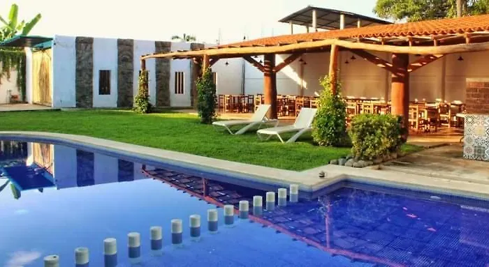 BM Zihua Casa de Huéspedes