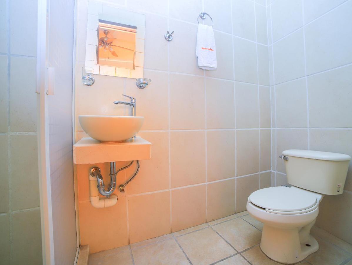 Pensión Bm Zihua 2*