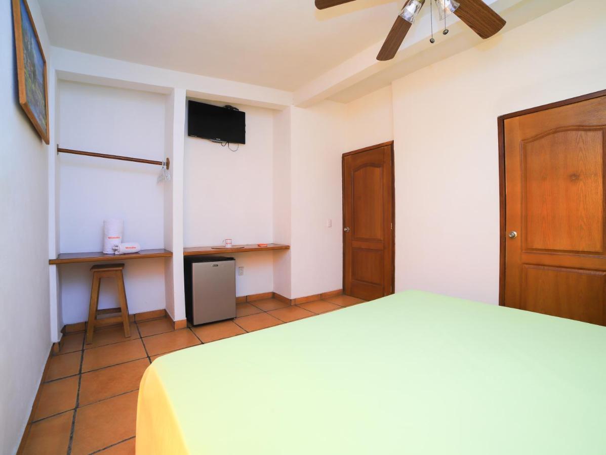 Bm Zihua 2* Zihuatanejo