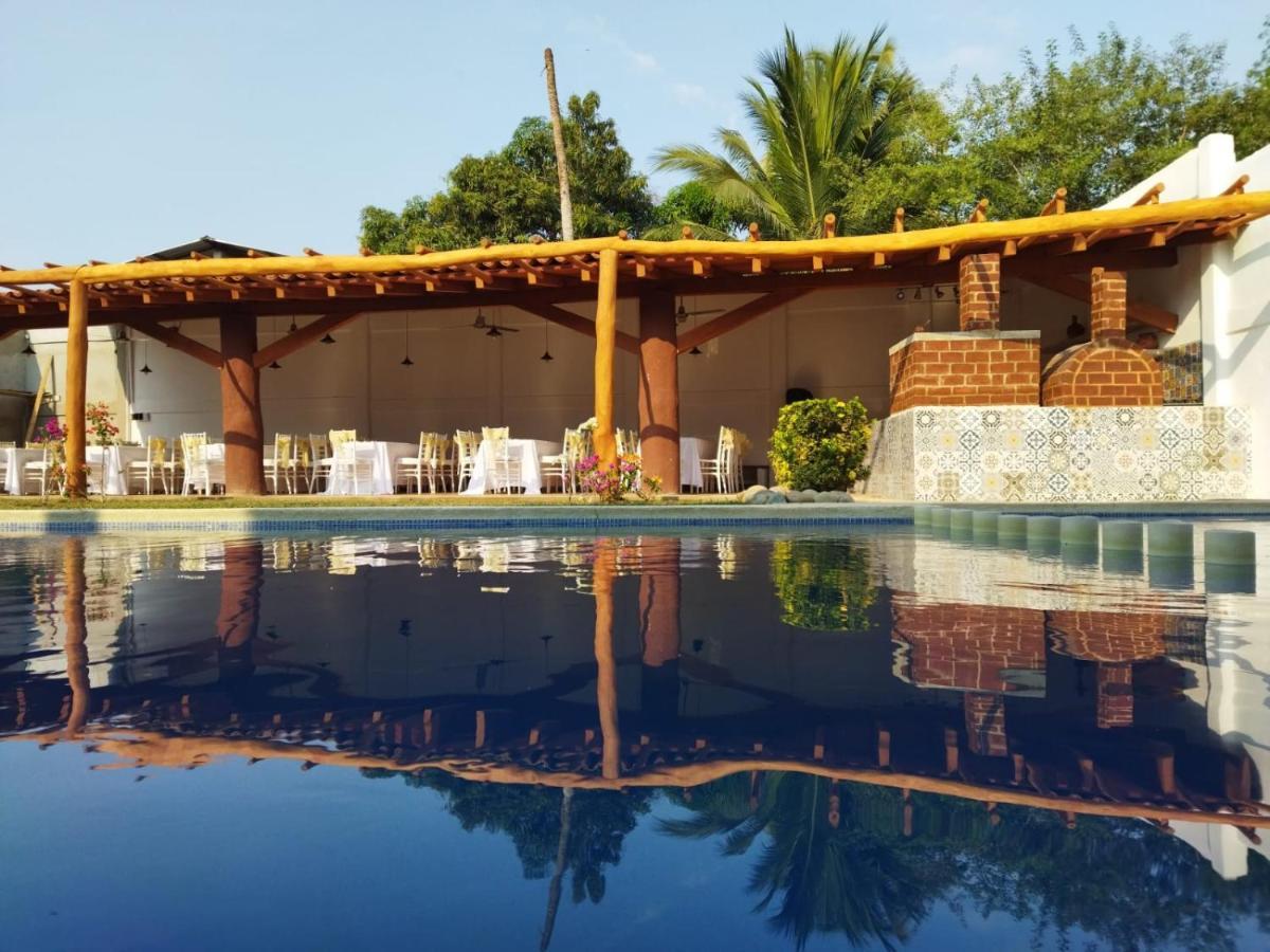 Pensión Bm Zihua Zihuatanejo